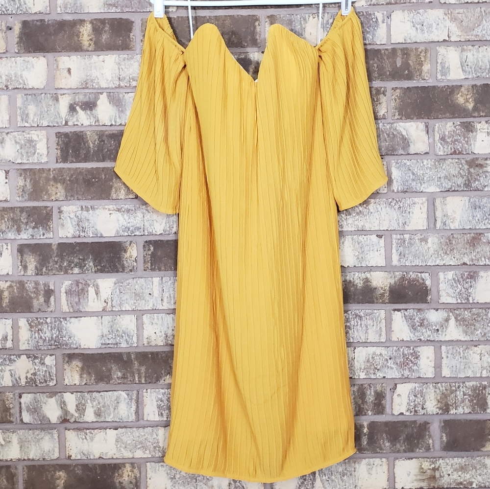 Elliatt  Marigold Dress NWT XS